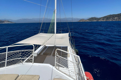 Fethiye: Private Boat Tour with BBQ and Hotel Transfer