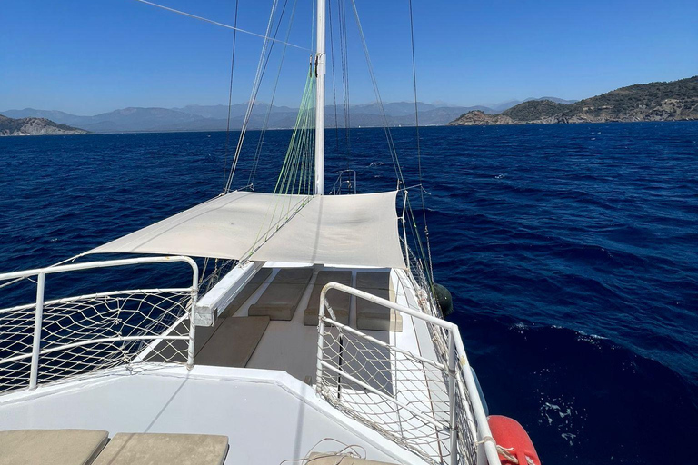 Fethiye: Private Boat Tour with BBQ and Hotel Transfer