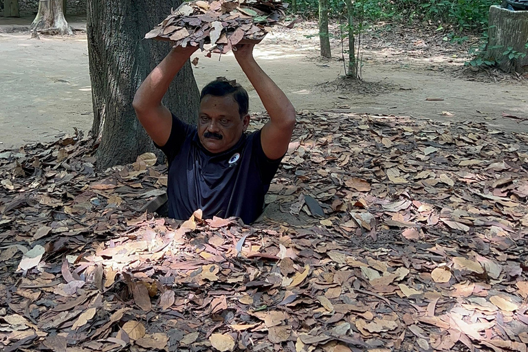 Cu Chi Tunnels Privat tur från Ho Chi Minh CIty med bil