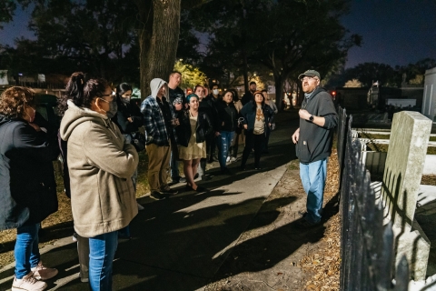New Orleans: Geisterfriedhof-Tour & Stadtrundfahrt bei Nacht