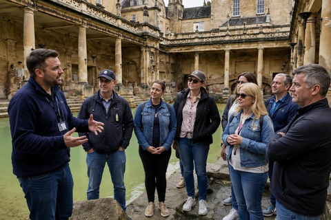 London: Stonehenge, Bath, & Castle Combe Small Group Tour