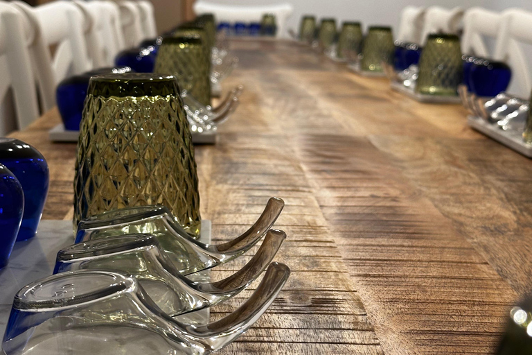 Granada: Extra Virgin Olive Oil Tasting Private: Professional olive oil tasting