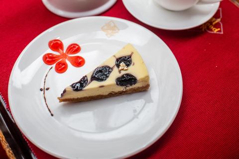 Bangkok : visite en bus à impériale avec repas Michelin et 20 sites emblématiquesMenu halal (déjeuner, dîner, soirée)