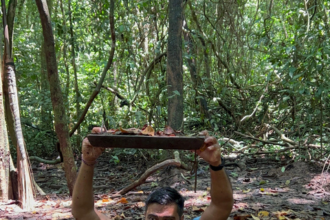 Montagne de la Vierge Noire, Cu Chi, Cao Dai avec guide LGBT