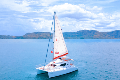 Pattaya: Private Sailing Catamaran Island Hopping Morning Round (8am-1pm)