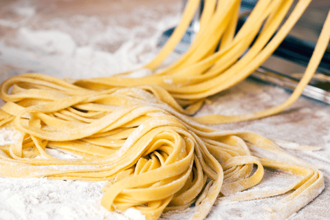 Cooking class, visit to the Catania market and light lunch