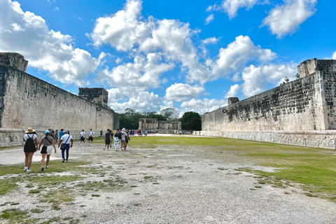 From Valladolid: Chichen Itza & 2 Cenotes Sightseeing Tour From Valladolid: Tour to Chichen Itza & 2 Cenotes