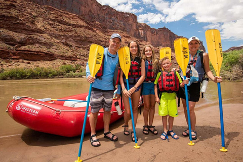 Colorado River: Full-Day Rafting with BBQ LunchWithout Pickup