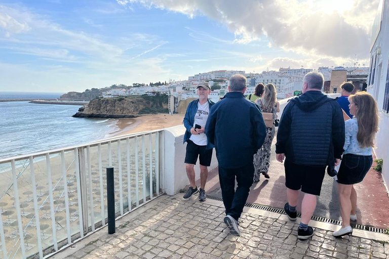 Albufeira : Visite à pied de la vieille ville avec Tapas et Vin