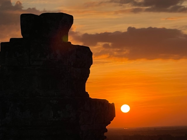 Angkor Highlights and Sunset Tour