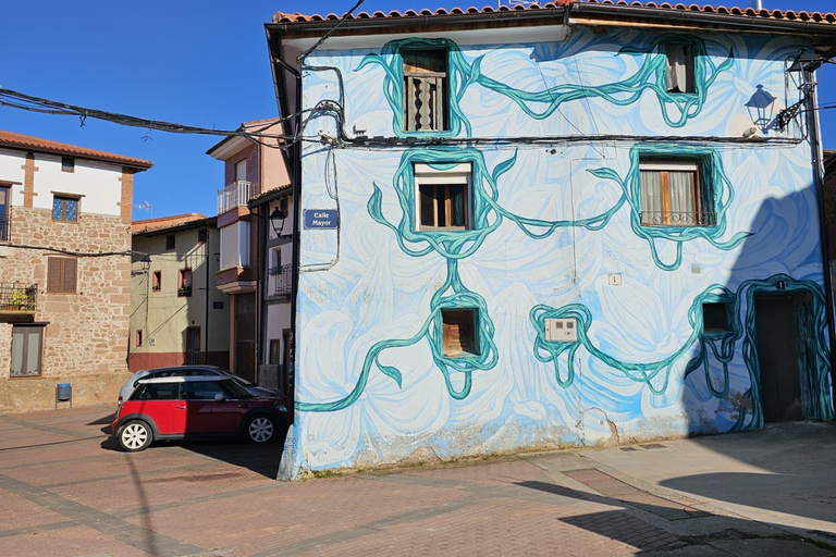 Secret Rioja: Street Art, Panoramic Views & Tasting – Private Tour