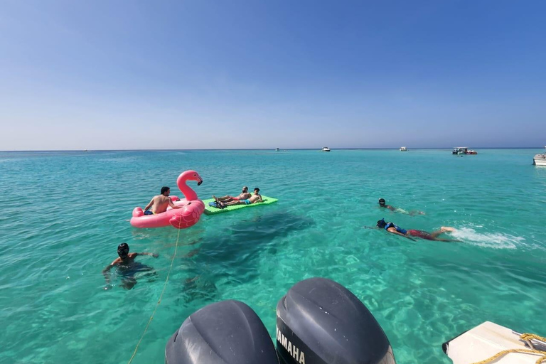 Jeddah: Passeio de barco pelas Ilhas Bayada com snorkeling