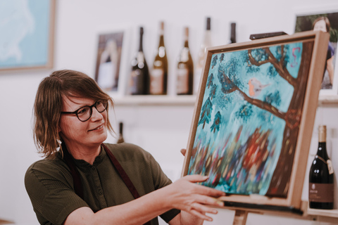 Berlin: Paint & Drink Workshop with Wine Tasting