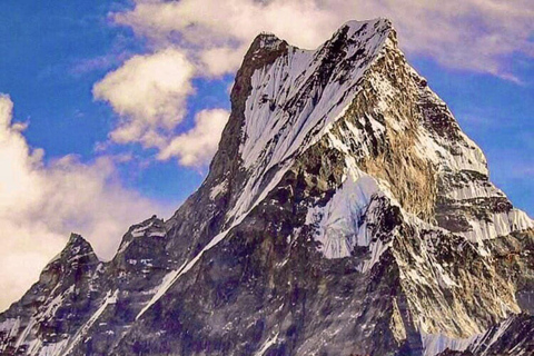 Pokhara: Mardi Himal Trek met 1 Nacht in een Boskamp