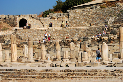 Kusadasi: Private Ephesus Shore Excursion with Lunch