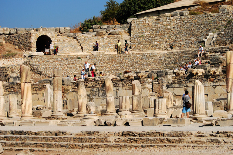 Kusadasi: Private Ephesus Shore Excursion with Lunch