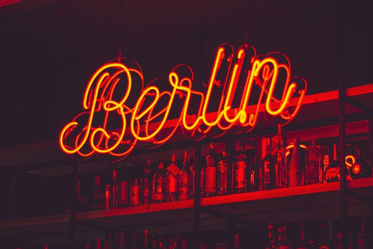 Berlin: alternatywna wycieczka po pubach, barach, rytmach i historiach znanych tylko wtajemniczonymBerlin: alternatywna wycieczka po pubach, barach, klubach muzycznych i ciekawostk