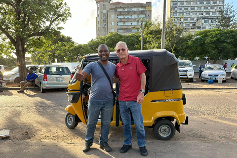 TUK TUK MAPUTO STADSRONDLEIDING