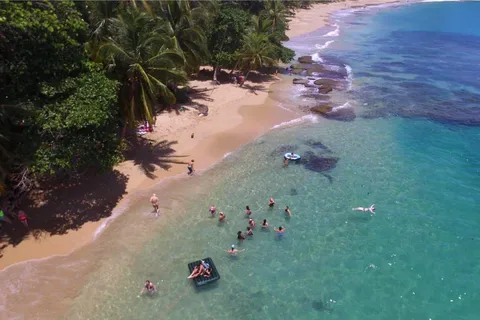Santa Marta: Dia inteiro Tayrona 7 Olas, Playa Cristal Nenguaje