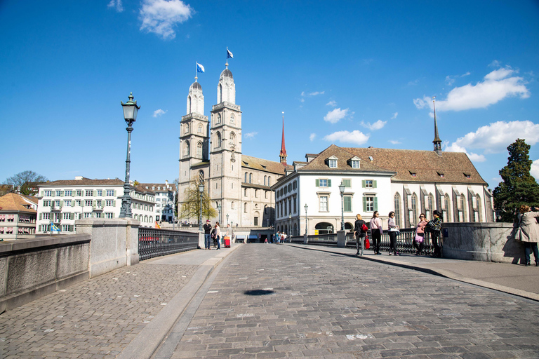 Zurich: Old Town, Lindt Chocolate & Felsenegg Cable Car Tour