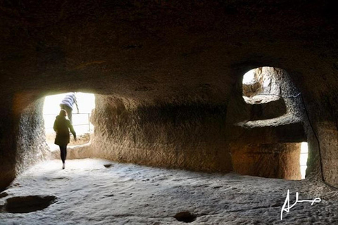 Tbilisi: Vardzia Caves, Rabati Castle and Borjomi Day Trip