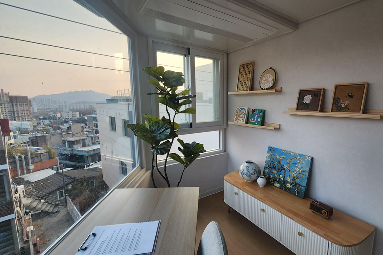 Seoul: Minhwa Painting Workshop in Itaewon