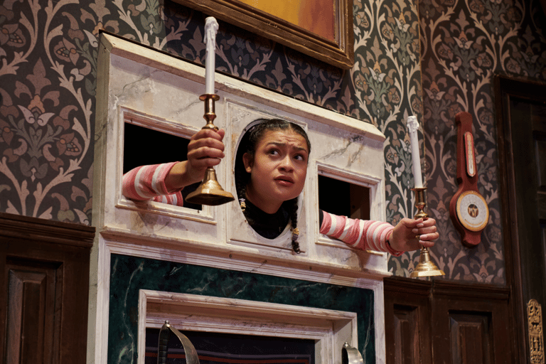 London's West End: Ticket to The Play That Goes Wrong Best Available Stalls - Peak