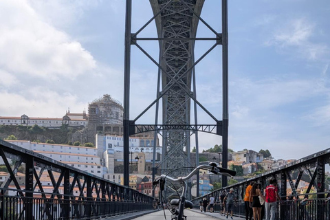 Porto & Gaia: Bike Rental Douro to the Beach E-Bike 2 Hours