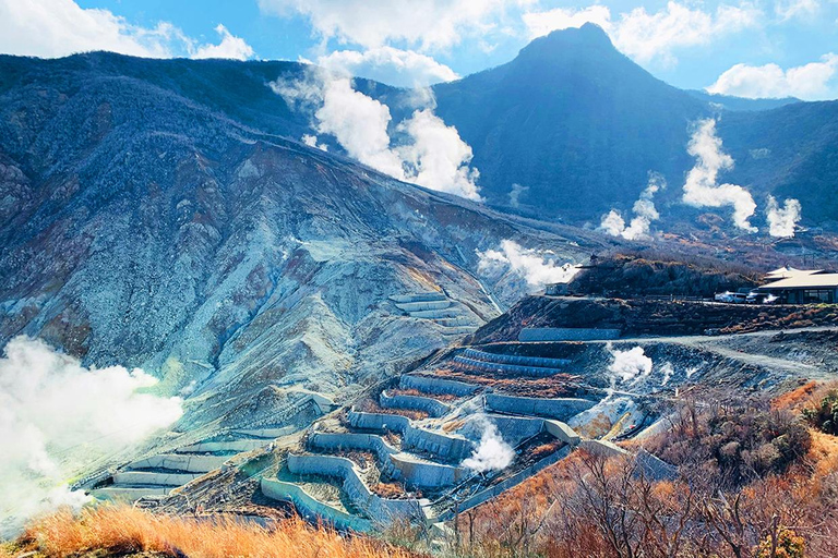 Wycieczka na górę Fuji Hakone/Kamakura: BEZPŁATNA kolejka linowa i rejs po jeziorze AshiWycieczka ze stacji Shinjuku o godz. 8:30 – bez kolejki linowej i rejsu statkiem