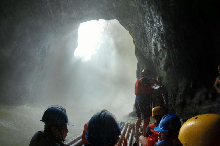 Privé : Visite des chutes de Pagsanjan et du volcan Taal (2 en 1)