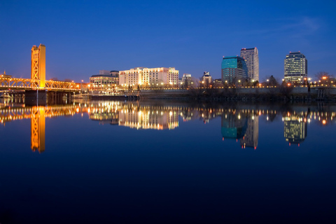 Sacramento: City Cruises Rock The Yacht River Cruise Sacramento: Rock The Yacht River Cruise