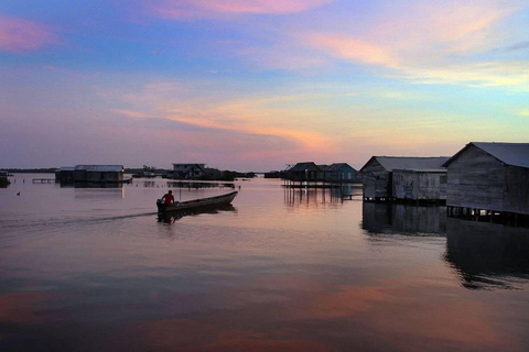 From Santa Marta: 1-Day Nueva Venecia & Ciénaga Grande Tour