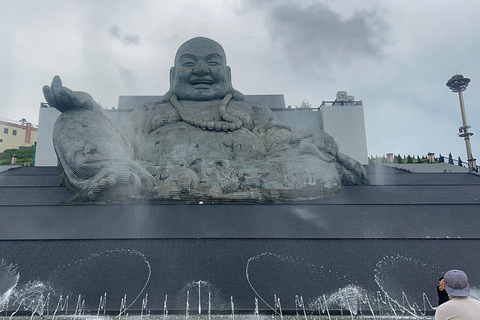 Black Virgin Mountain, Cu Chi, Cao Dai Tour mit LGBT Guide