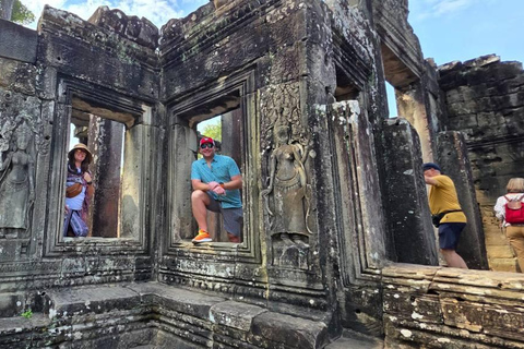 2-Day Phnom Penh to Siem Reap Tour with Angkor Wat Sunrise