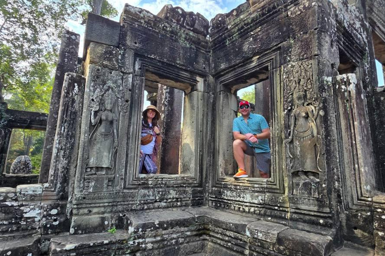 2-Day Phnom Penh to Siem Reap Tour with Angkor Wat Sunrise