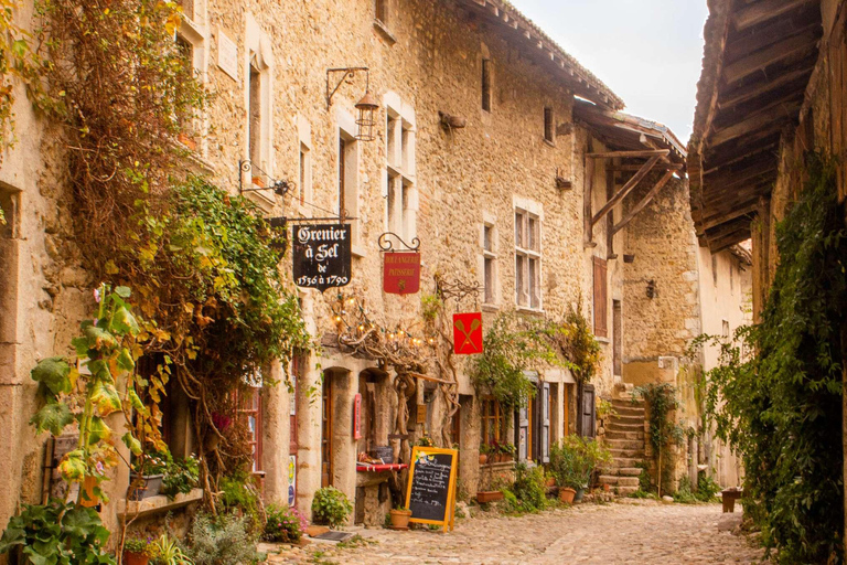 From Lyon: Medieval Village of Pérouges Day Trip
