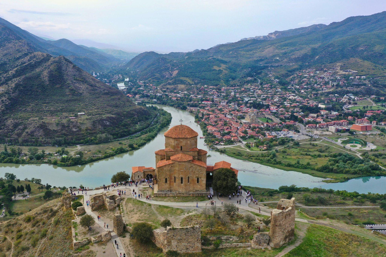 Private tour from KUTAISI: Tbilisi, Jvari and MtskhetaFrom KUTAISI: colorful Tbilisi, Jvari and ancient Mtskheta