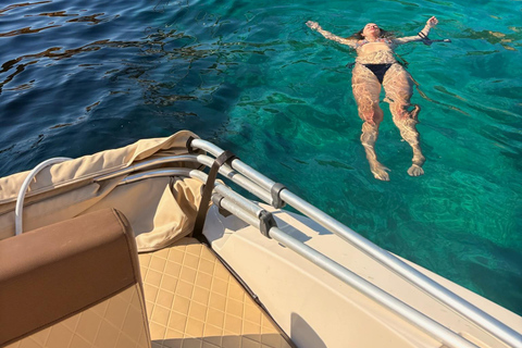 Malta: Private Boat Charter to Comino & Blue Lagoon Malta: Afternoon Private Boat Charter Comino & Blue Lagoon