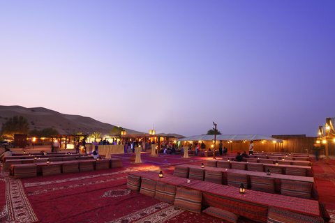 Dunas de Dubái: safari al atardecer con cenaSafari del desierto por la tarde con refrescos: compartido