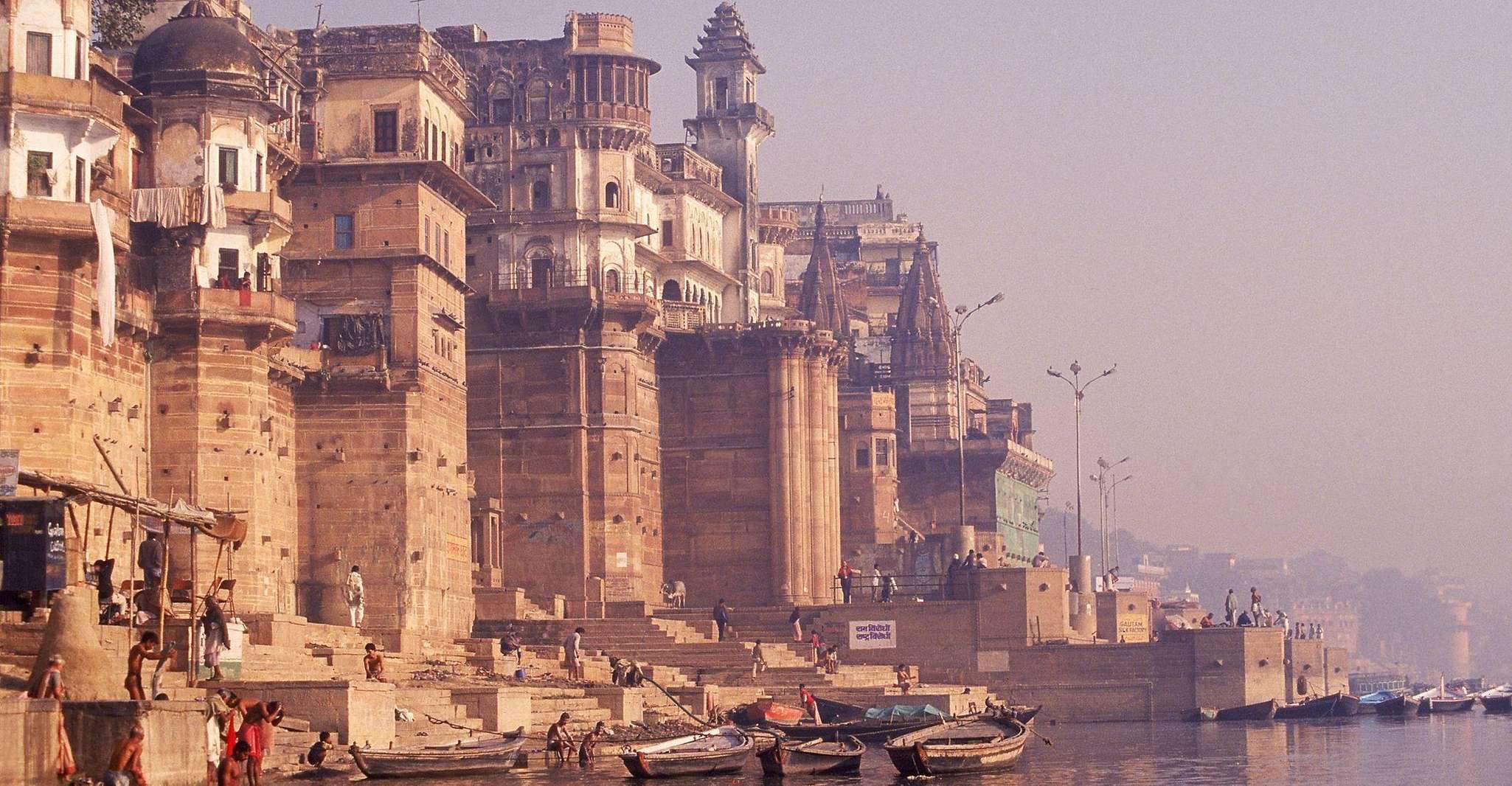 Varanasi,- Morning Varanasi Short Tour with Boat Ride - Housity