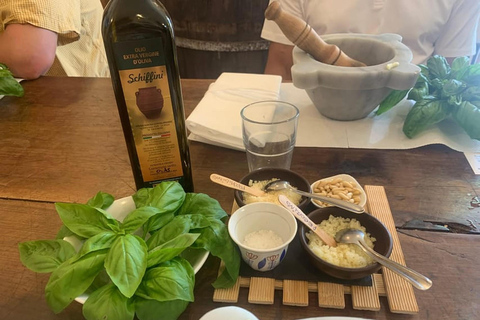 Manarola: Authentic Pesto Making Class at Cinque Terre