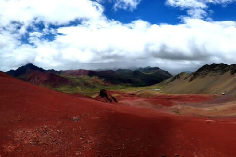 Caminhada na Montanha Arco-Íris e no Vale Vermelho - Grupo pequenoCusco: Caminhada na Montanha do Arco-Íris e no Vale Vermelho com almoço