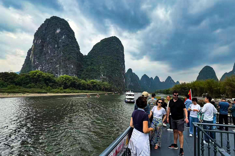 Guilin & Yangshuo: 3-Day Private Tour with Cruise & Rafting