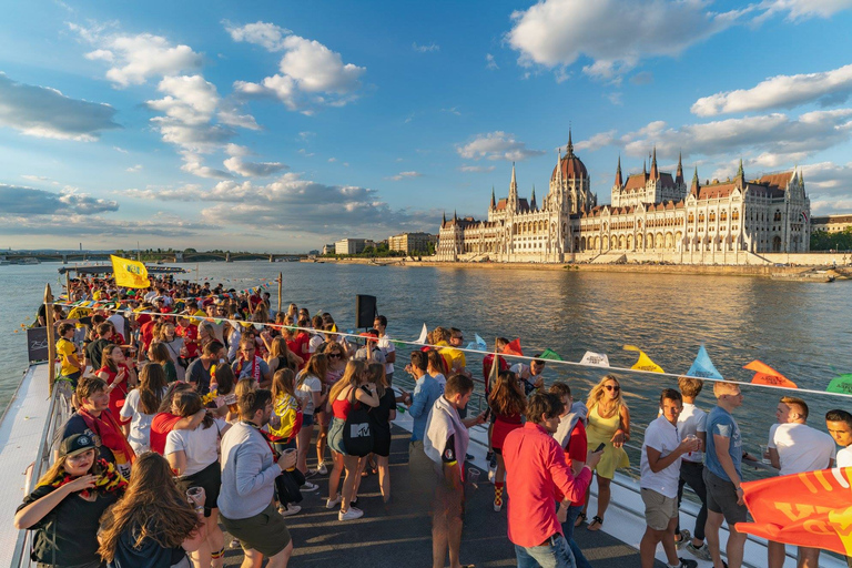 Budapest: Floating Lotus Cruise with unlimited drinks Floating Lotus - Night Cruise with unlimited Drinks