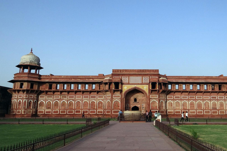 Wycieczka z przewodnikiem po Taj Mahal, Agra Fort i Fatehpur SikriAgra: Wycieczka z przewodnikiem po Taj Mahal, Agra Fort i Fatehpur Sikri