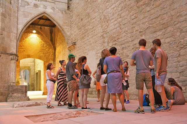 Barcelona: El Born Dark History Night Walking Tour