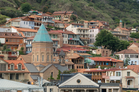 Yerevan to Tbilisi Round Trip: Walking Tour & Wine Tasting