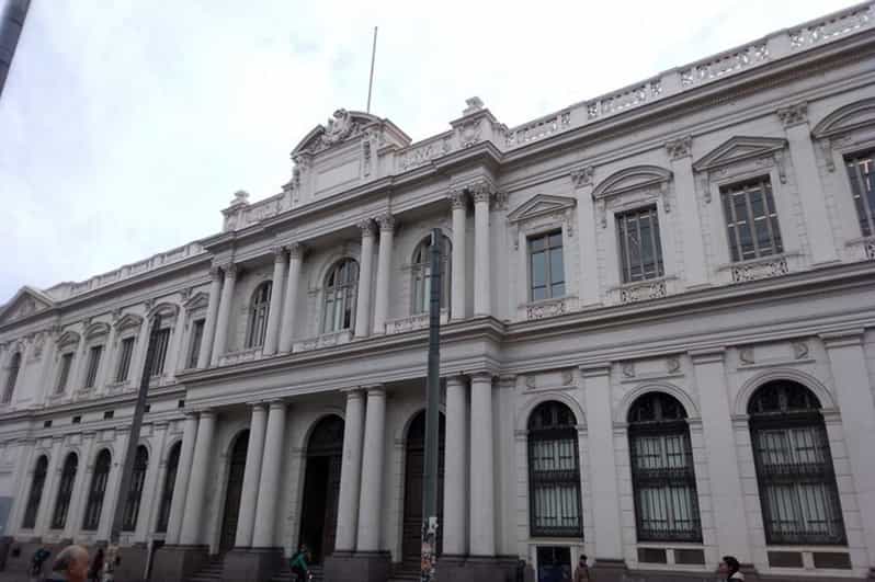 Colagem de mídia