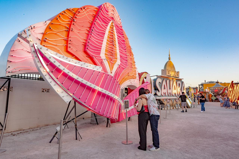 Las Vegas: Neon Museum Night Experience & Open-Top Bus Tour