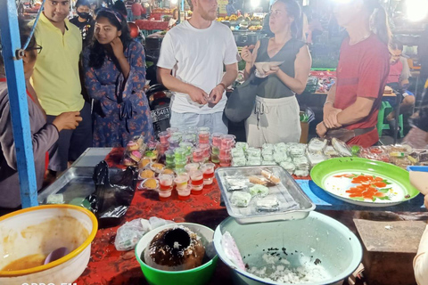 Ubud Traditional Night Market Food Tour-All Inclusive